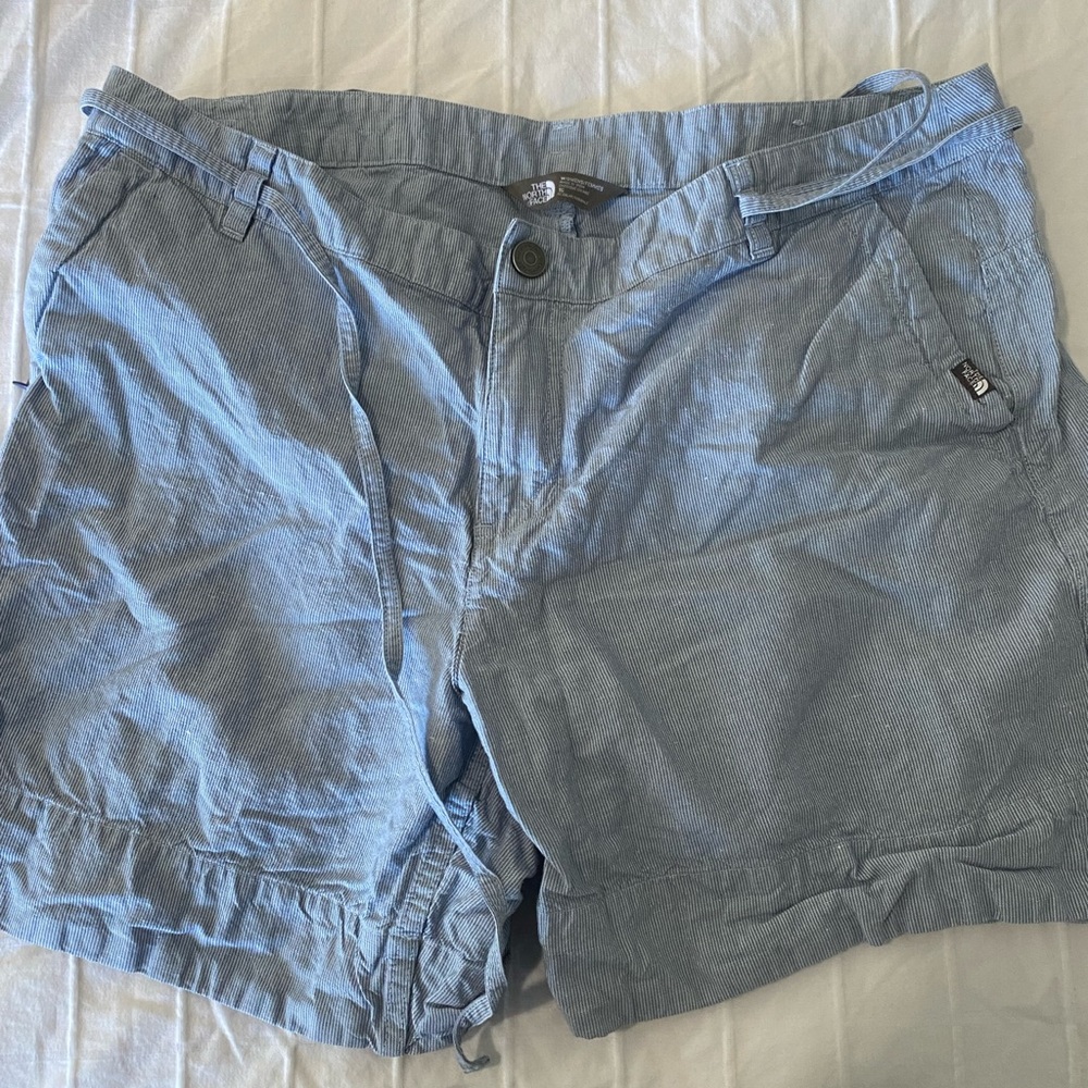 North face heavy linen shorts size 16 blue white stripped